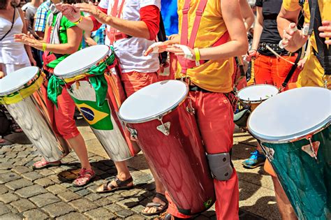 personas brasileñas|Explorando la cultura de Brasil: música, arte,。